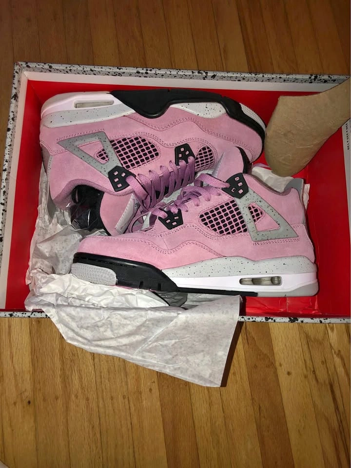Jordan 4 Pink Orchid