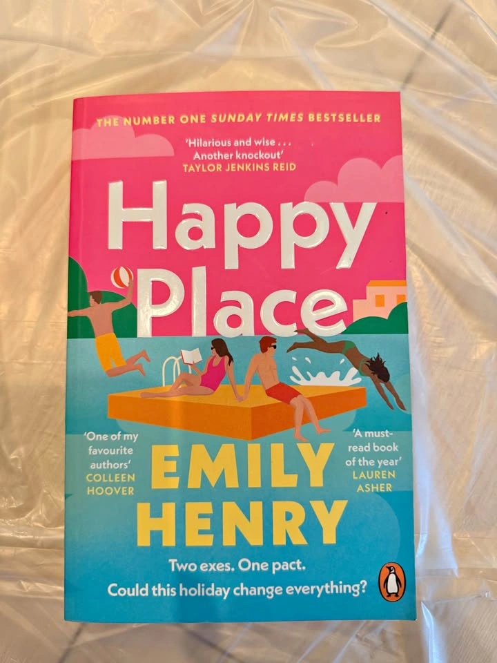 Happy Place - Emily Henry Book