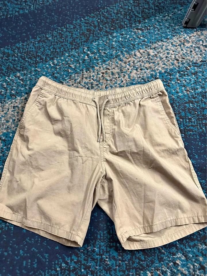 H&M men’s shorts MEDIUM