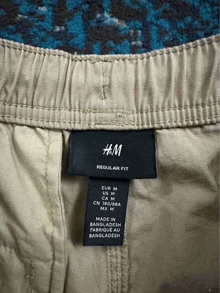 H&M men’s shorts MEDIUM - photo 3