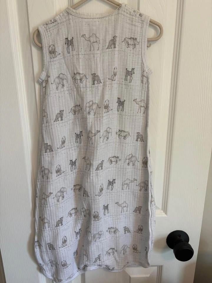 Aden + Anais Essentials Baby 6-12M Muslin Sleep Sack 0.5 TOG - photo 2