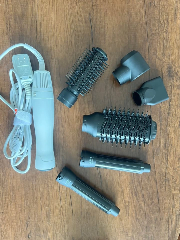 Bondi Boost Airstyler Ceramic Blow Dryer & Multi Styler Tool - photo 2