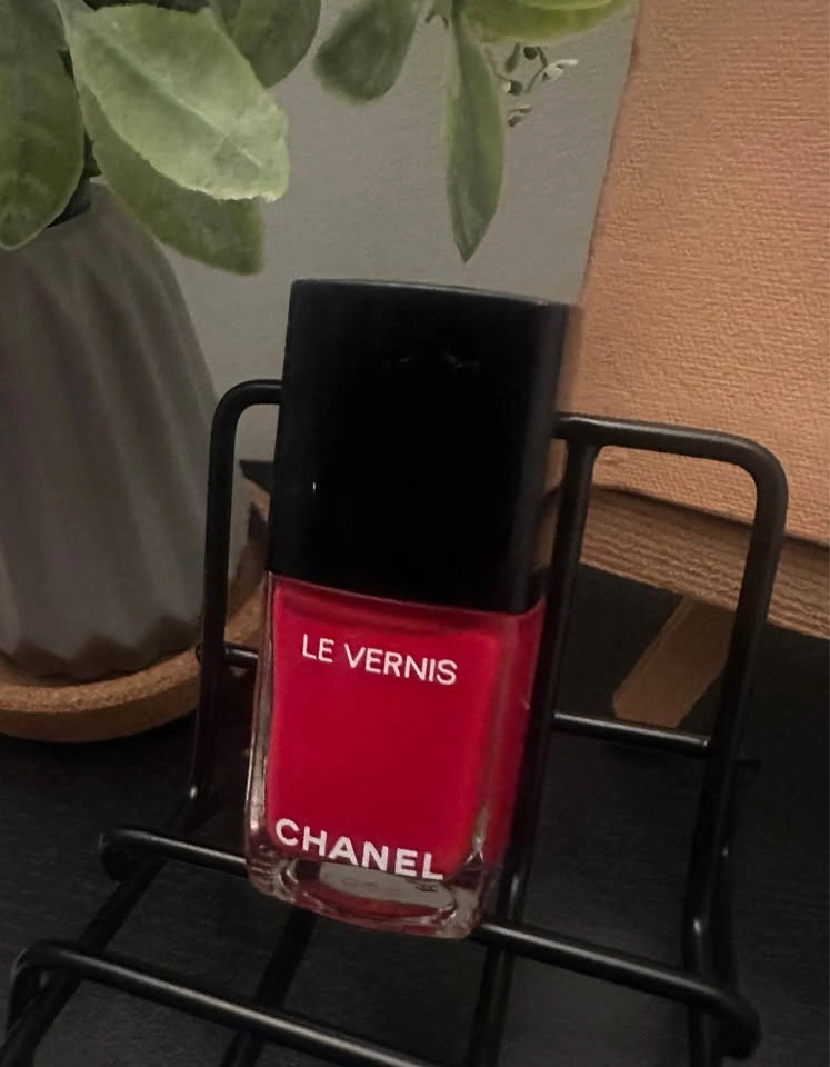 Chanel DISCONTINUED Nail Polish 626 Exquisite Pink