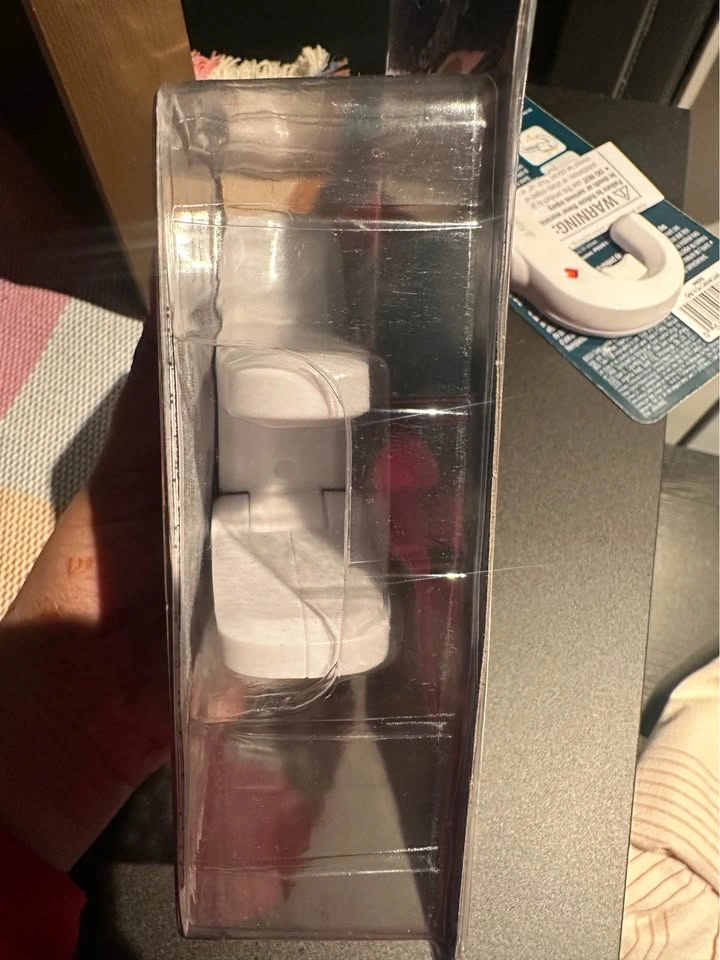 2 Safety1st Babyproof cabinet and door lock - photo 3