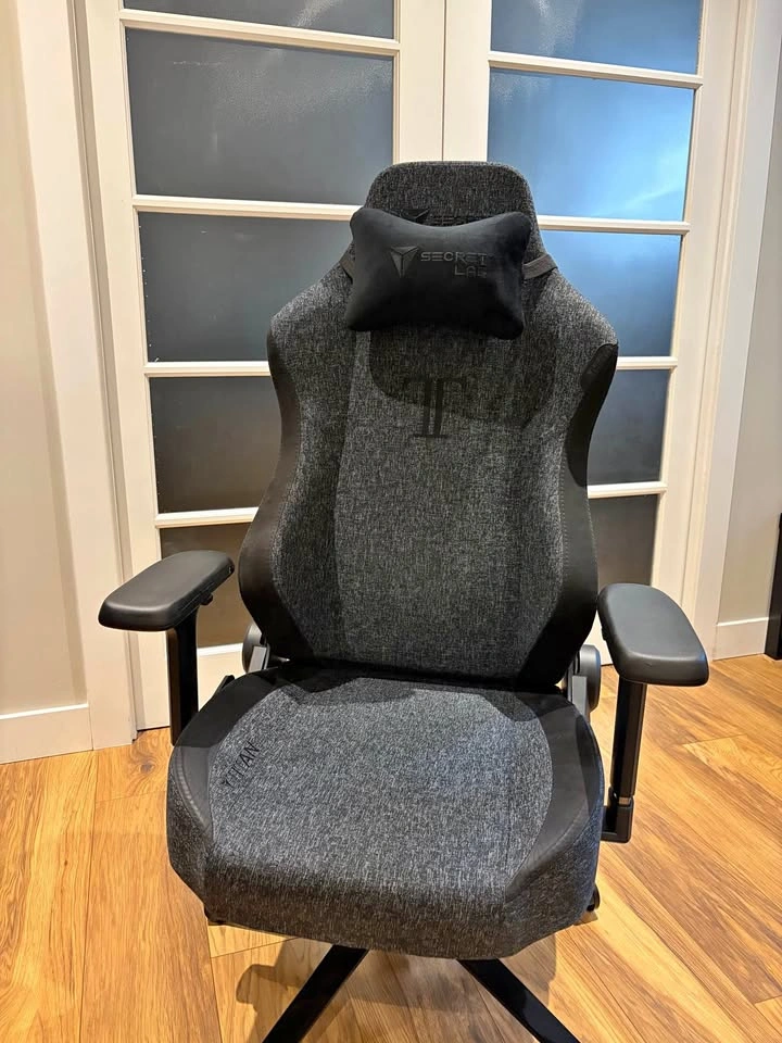 Secretlab Titan Gaming Chair