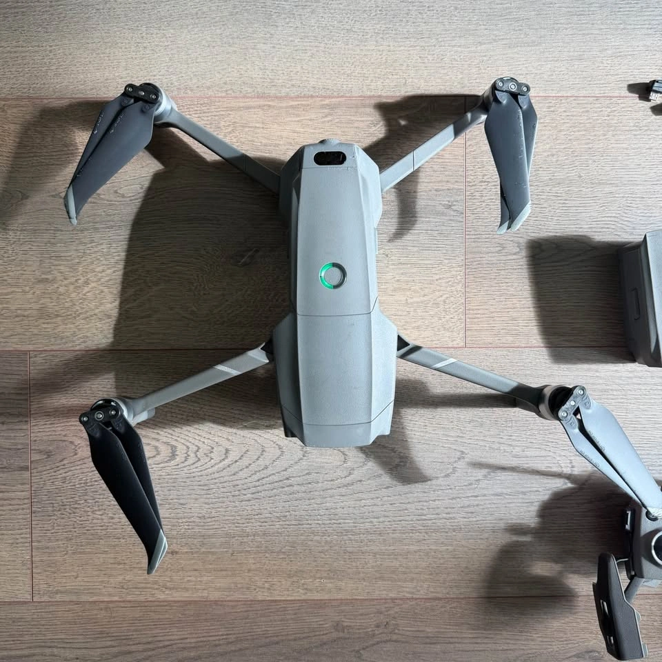 DJI Mavic 2 Pro Hasselblad Fly More Combo - photo 4