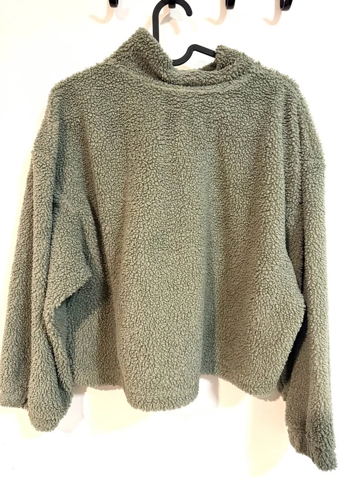 H&M Teddy Sweatshirt - photo 2