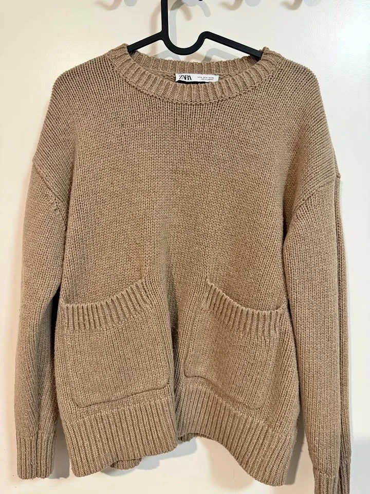 Zara Knit Sweater - Online Garage Sale