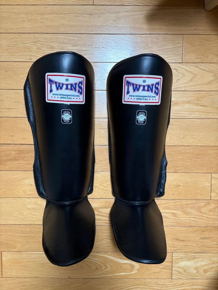 Twins Special Shin Guards Muay Thai Kickboxing