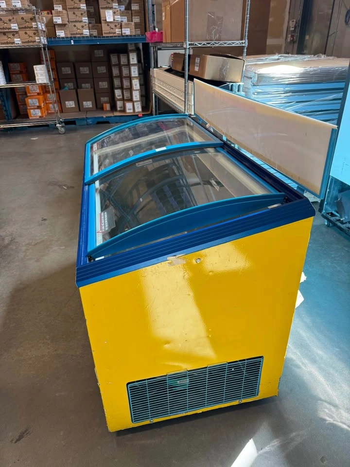 Chest Freezer Display Freezer – Compact Size - photo 2