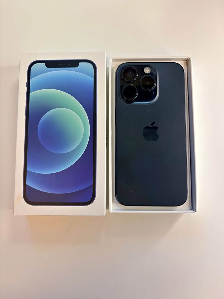 iPhone 15 Pro 128gb Dark Blue Unlocked 85% *Read Desc*