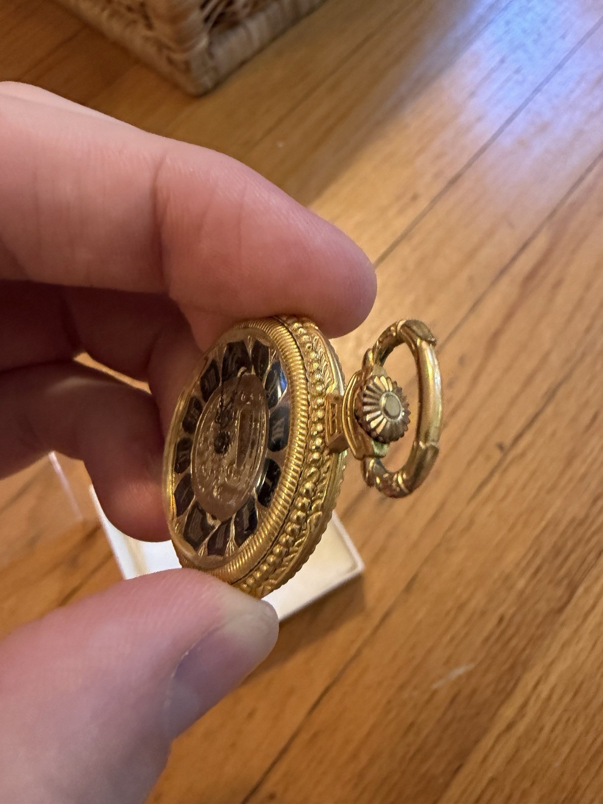 Bucherer Mechanical Pocket Watch Gold Case Silver Roman Dial - photo 4