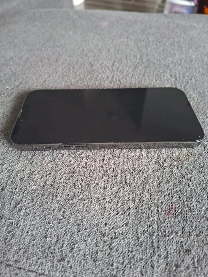 iPhone 13 Pro Max 512GB – $650 - photo 3