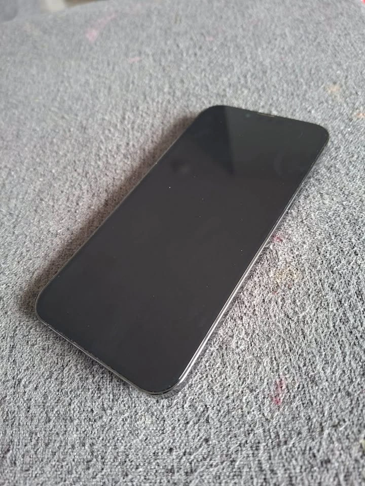 iPhone 13 Pro Max 512GB – $650 - photo 4