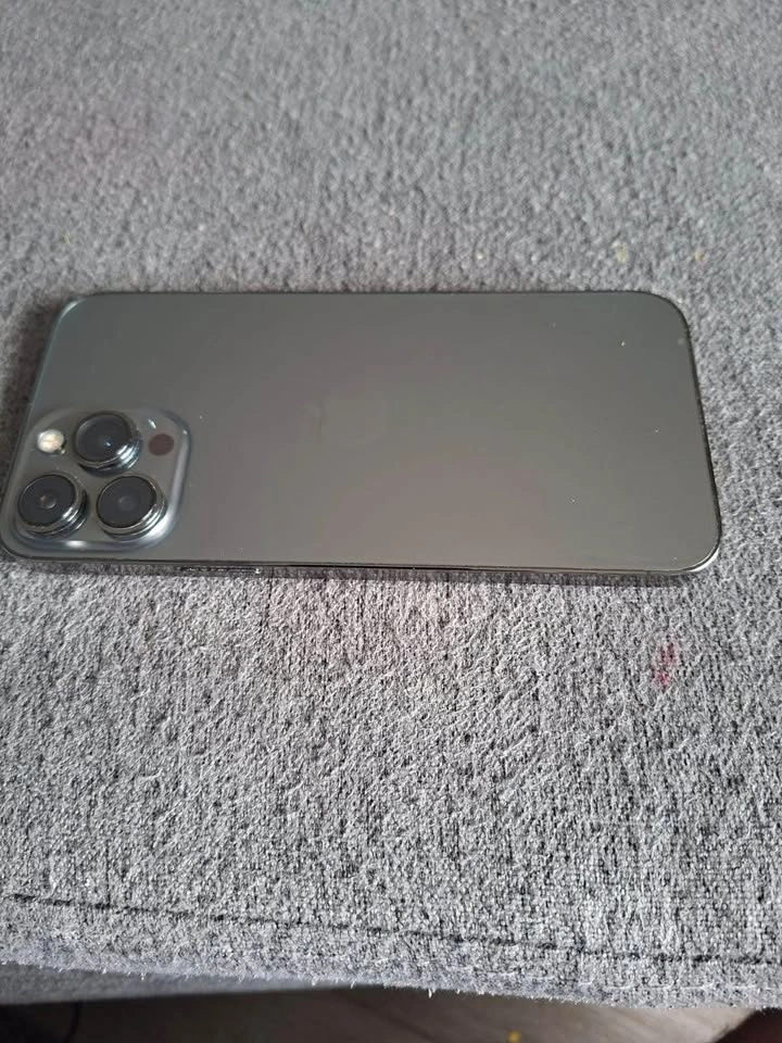 iPhone 13 Pro Max 512GB – $650 - photo 5