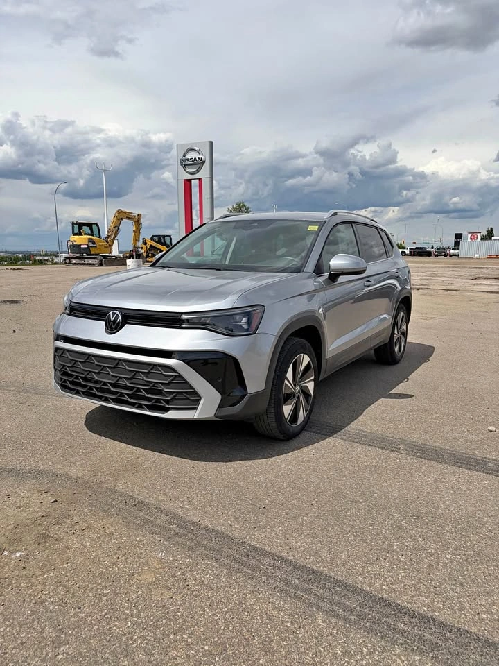 2025 Volkswagen Taos