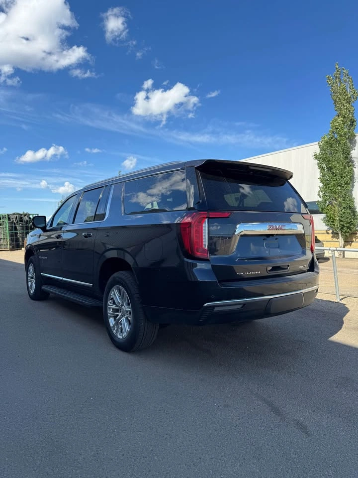 2023 GMC Yukon XL - photo 3