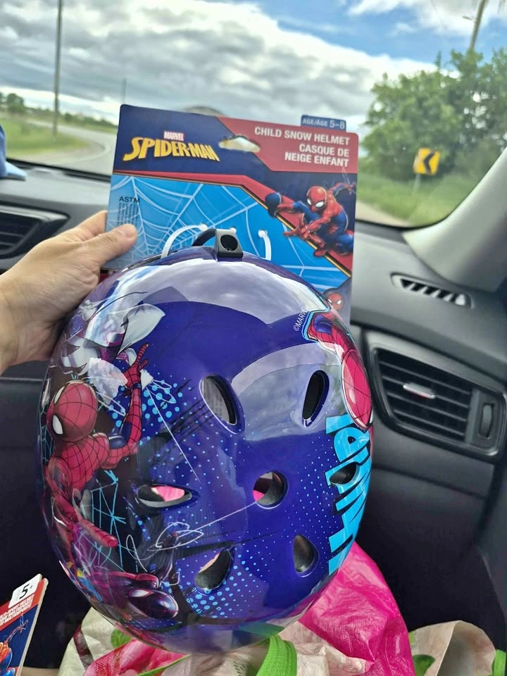 Brand New Spiderman Boys Bike Helmet 5+