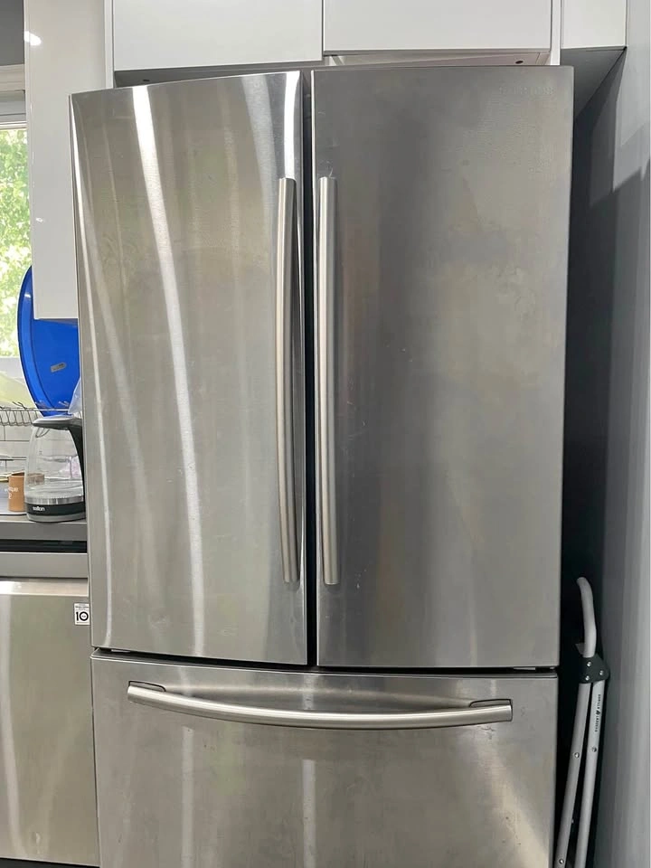 Samsung RF26HFENDSR Fridge $150 obo(READ DESCRIPTION)