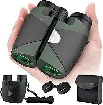 New. Compact binoculars.