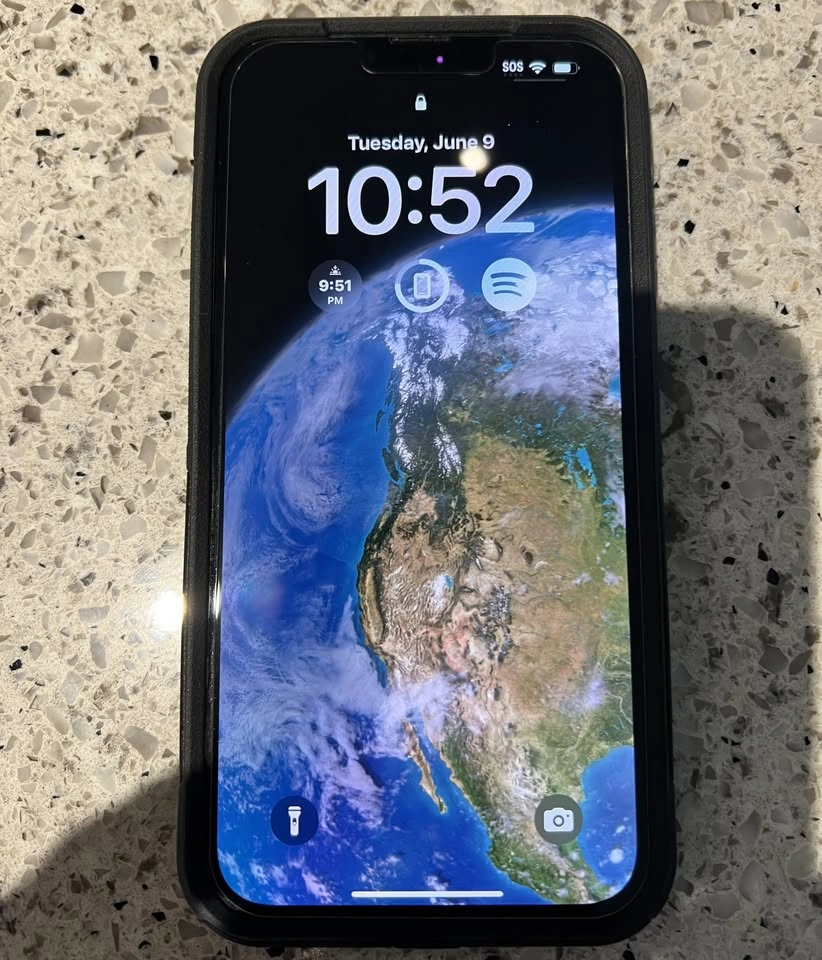 iPhone 13 Pro Max 128GB with Otterbox Case - photo 2