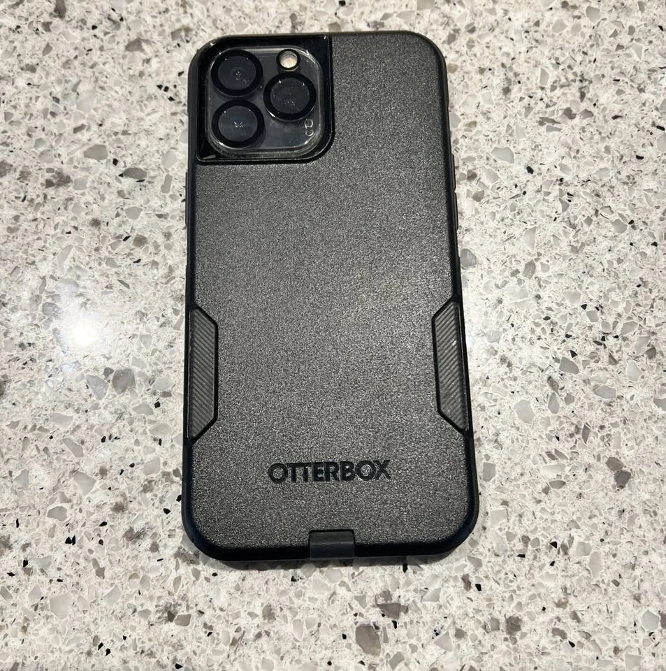 iPhone 13 Pro Max 128GB with Otterbox Case - photo 3