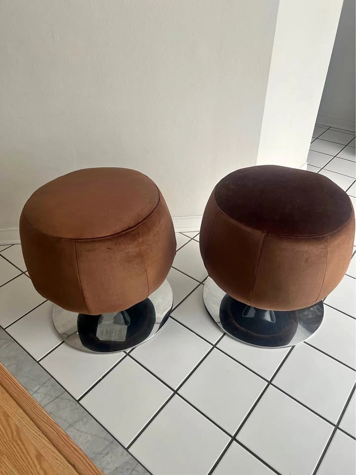 Modern Round Velvet Ottoman