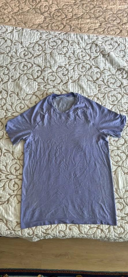 Lululemon Metal Vent Tech Short Sleeve Shirt