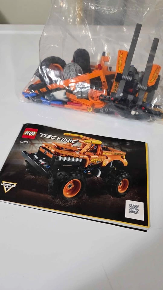 Lego monster trucks - photo 2