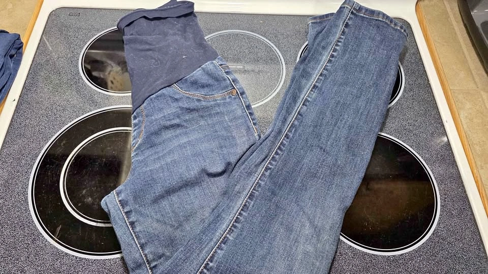 Maternity jeans