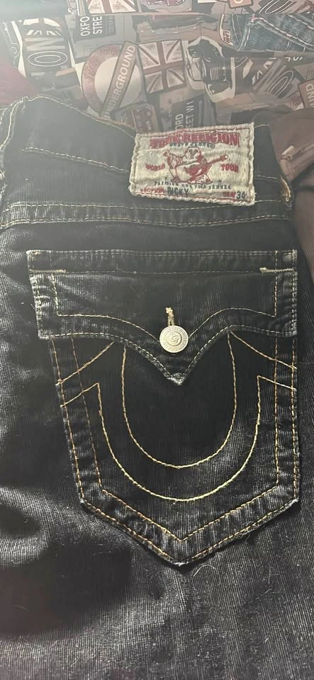 True Religion Black Corduroy Jeans Size 34 Straight Leg