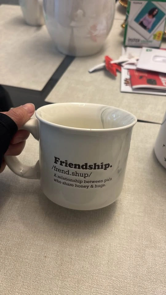 Set of 2 Cute Ceramic Mugs – brand new - photo 4