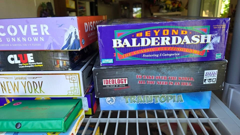 Massive game lot - photo 3
