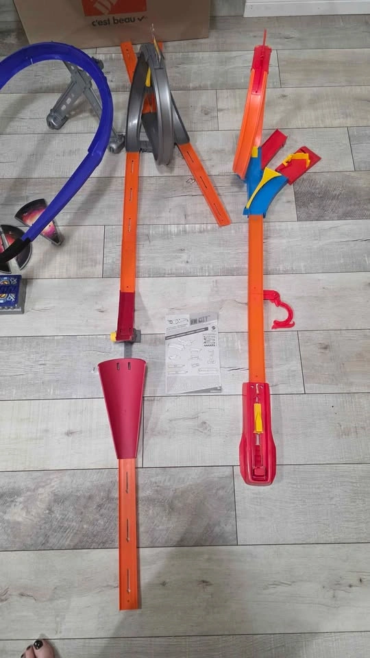 Giant hotwheels track lot - photo 5