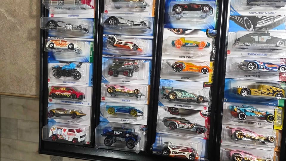 Hot wheels treasure hunt lot - photo 3