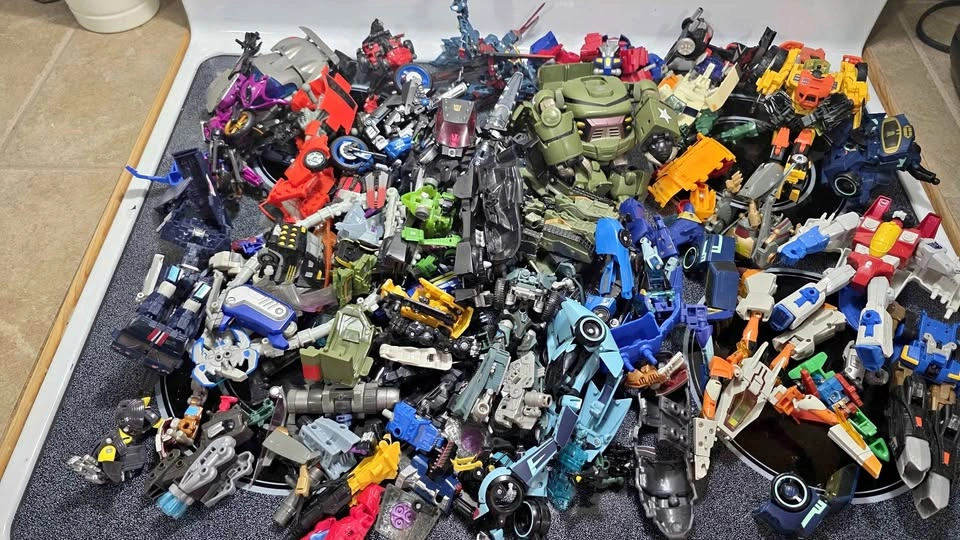 Massive transformers parts bin