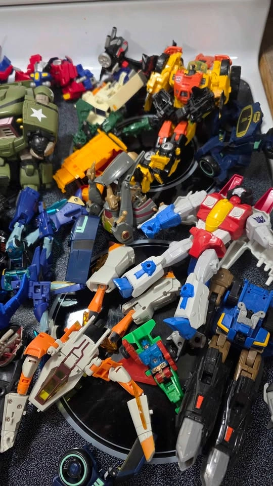 Massive transformers parts bin - photo 3