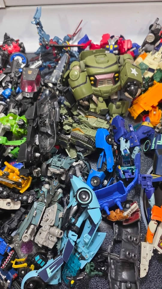 Massive transformers parts bin - photo 4