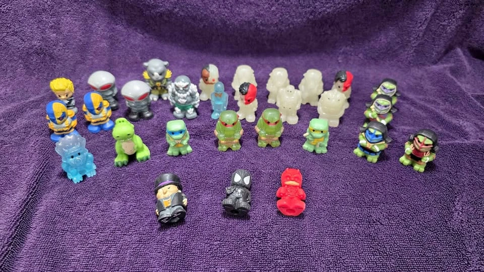 Ooshies pencil toppers