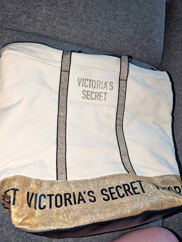 Victoria Secret overnight bag