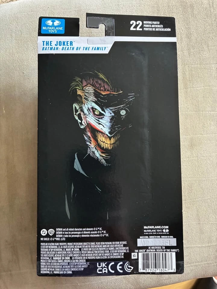 Joker by McFarlane Toys based on Death of the Family - photo 2