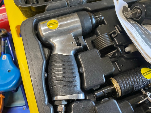Stanley 67 piece air tool set brand new - photo 4