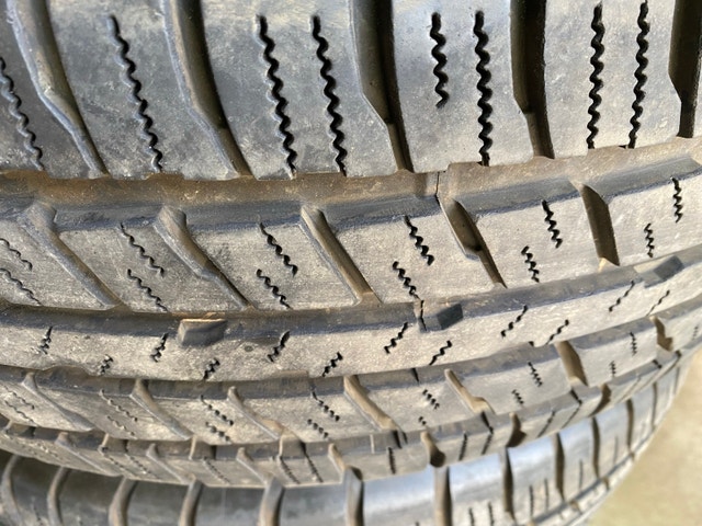 275/65R18 116T 18" tires - photo 3