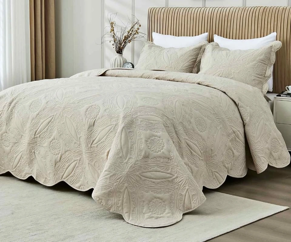 Kingnex Oversized King Bedspread 128x120