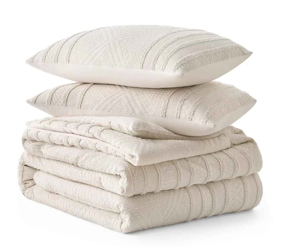 Bearpaw Illianna Tufted Comforter Set with Shams Full/Queen beig - photo 2