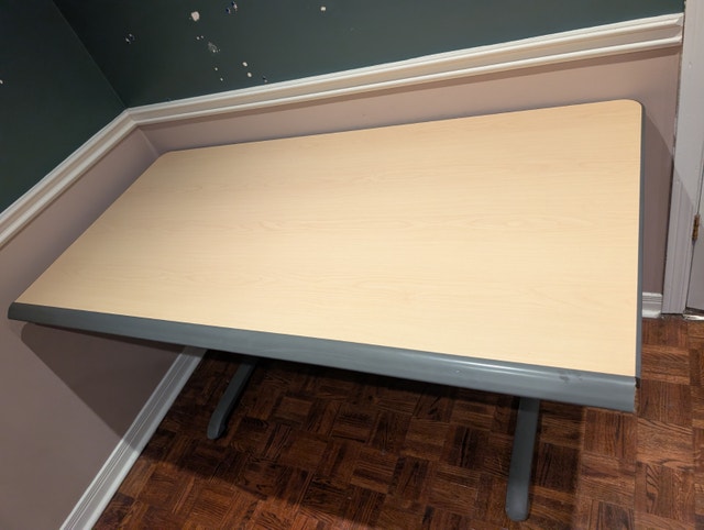 60” x 30” Haworth Table, Free delivery - photo 2