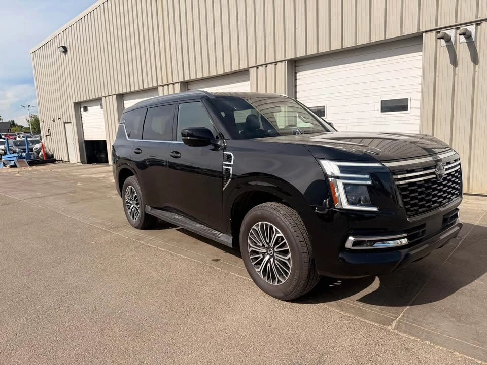 2025 Nissan Armada - photo 2