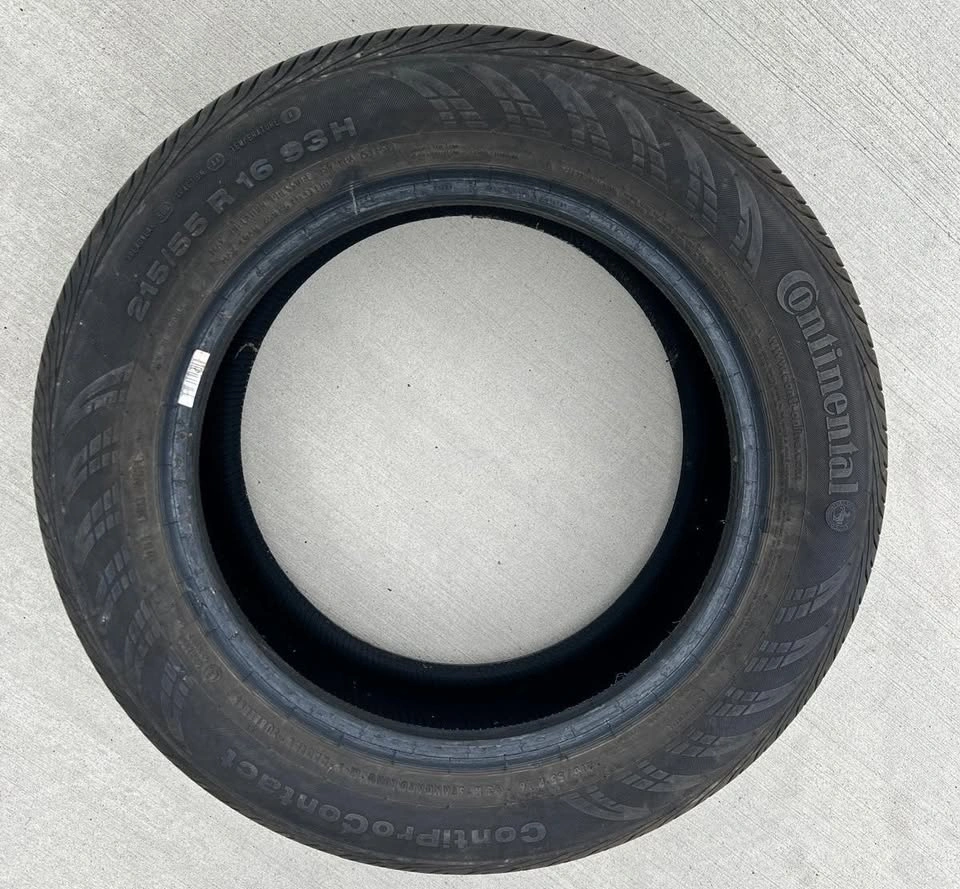 Single Continental ContiProContact Tire - 215/55R16 93H - photo 2