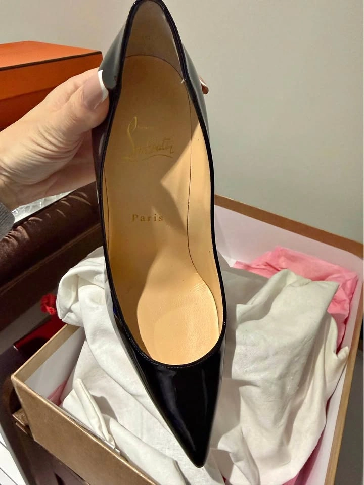 Kate Louboutins Size 37