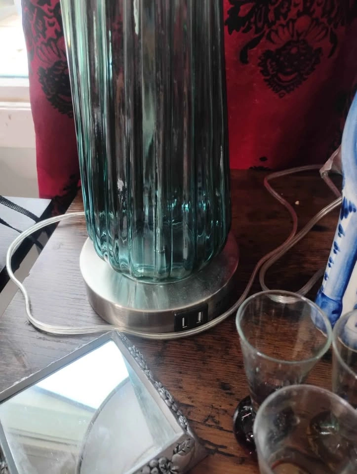 Pair of Modern Teal Ribbed Glass Table Lamps with USB Ports - photo 3